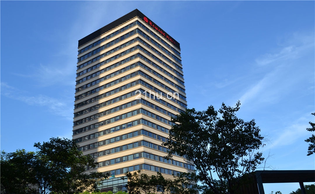 新漕河泾大厦