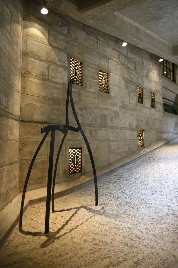 旅游居然有人打卡“刷”楼梯？上百种不同的“奇葩”楼梯，skr到底！