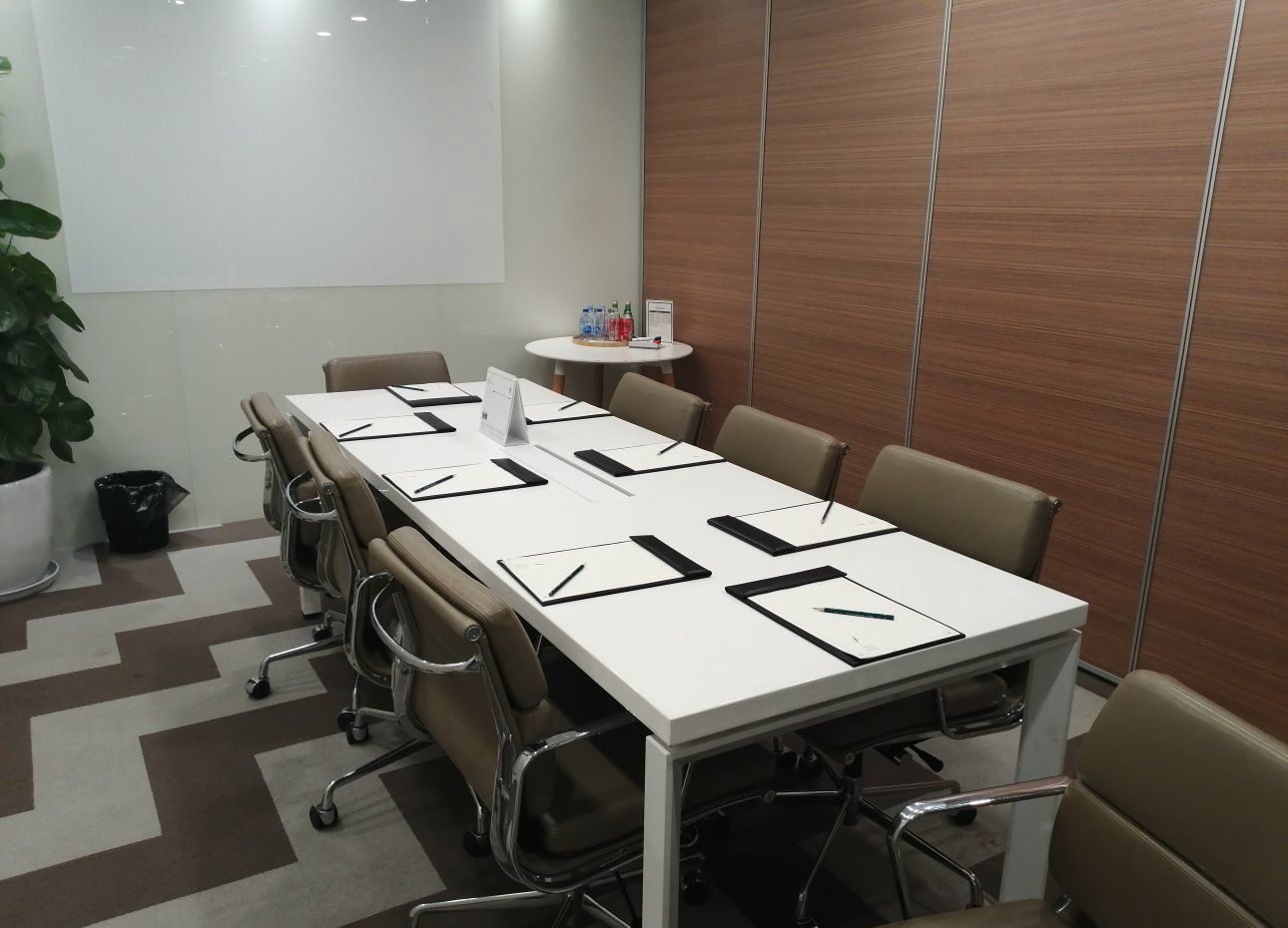 淮海路力宝广场GrandCru赛力商务中心