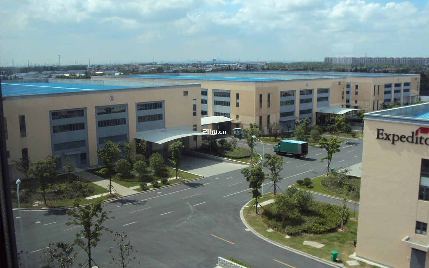 圣御工业总部园
