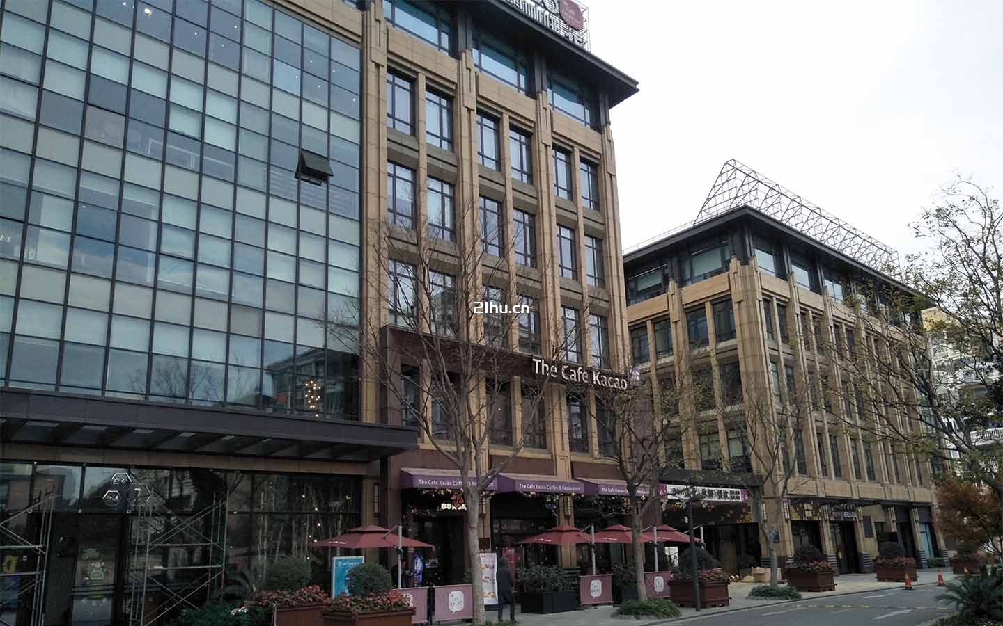 东苑丽宝广场